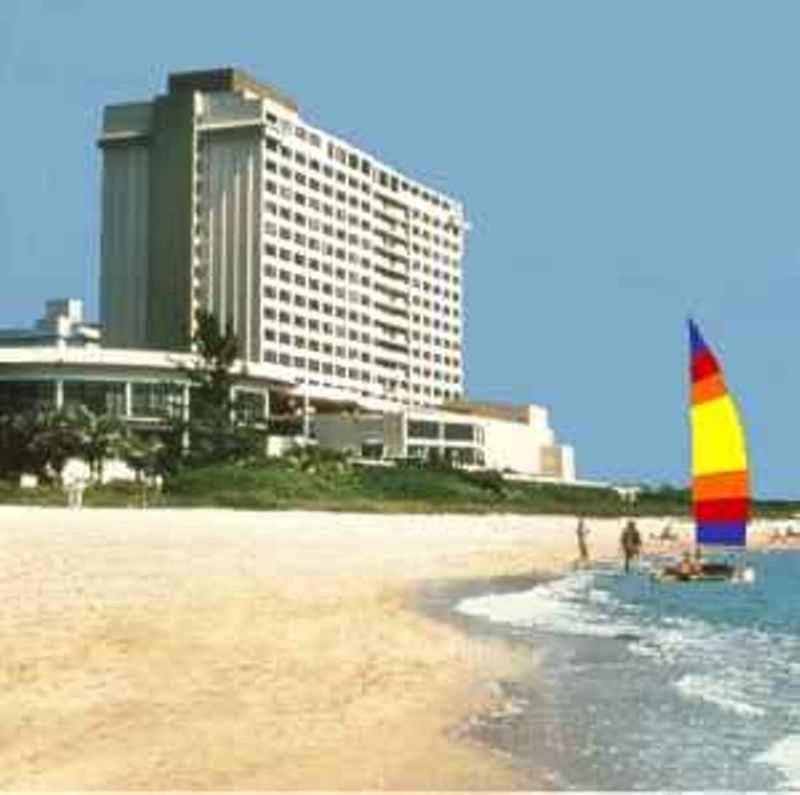 Ocean Front Studio Units Miami Beach Exterior photo